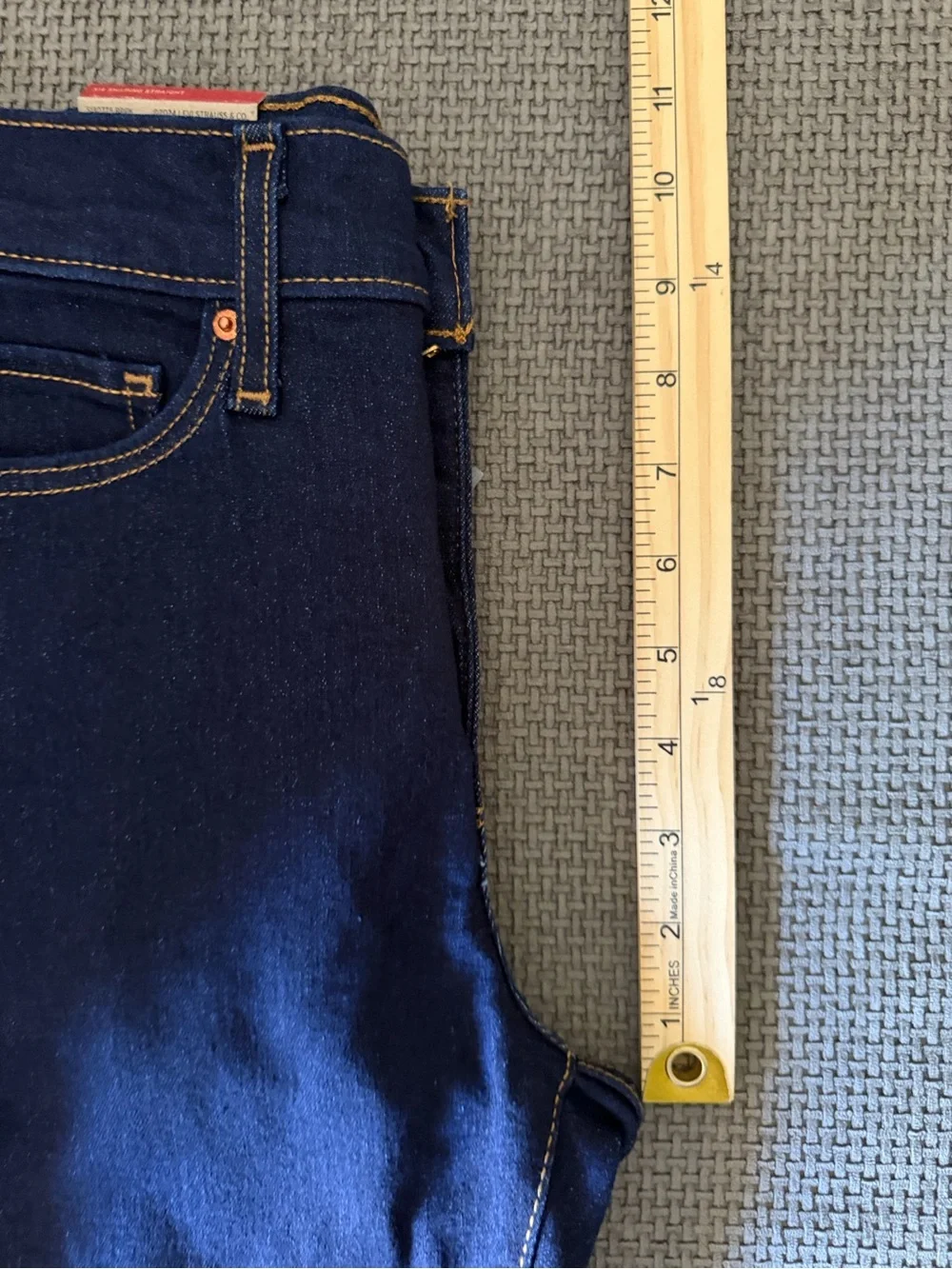 Levi’s 314 Shaping Straight Leg Jeans Dark Wash Women’s Size 28x32 Tummy Control - Picture 12 of 15